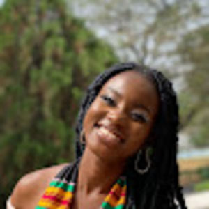 Meet your Posher, Hillary nana yaa